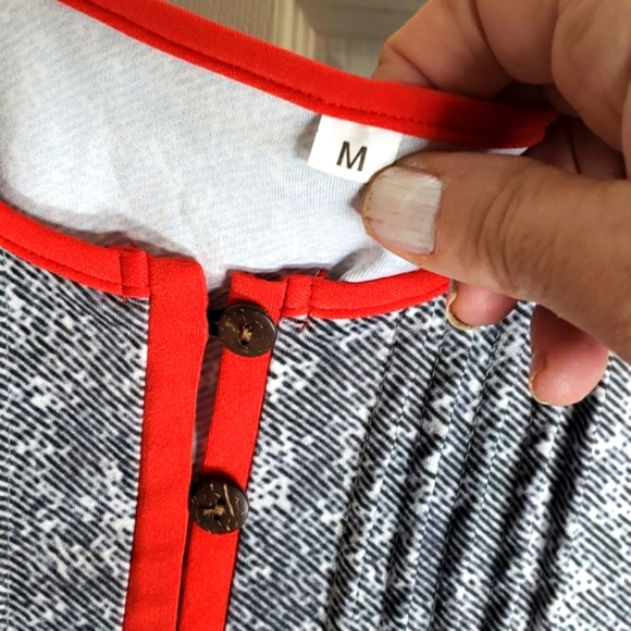 Boutique Women's tunic top size M - Picture 5 of 15